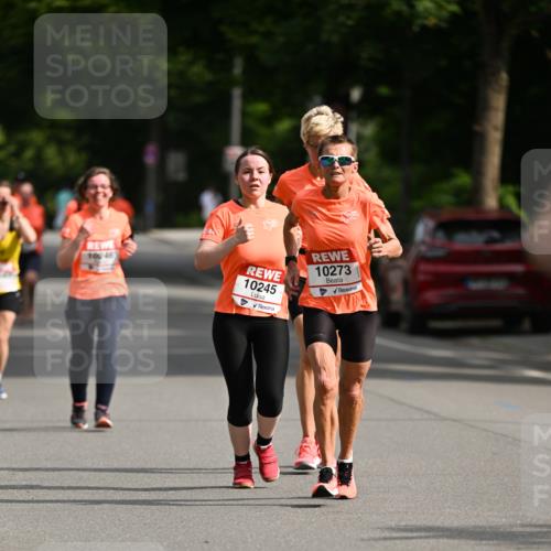15.06.2025 - REWE Women's Run Dr. Thomas Lammeyer http://msf.ph/oto/7953822 15.06.2025 09:43:17 Laufen 10273, 10, 45, 10245 meine-sportfotos.de