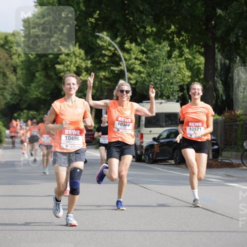 15.06.2025 - REWE Women's Run Jannik Wohlers http://msf.ph/oto/7953849 15.06.2025 08:49:05 Laufen 10496, 10625, 10364, 10571 meine-sportfotos.de