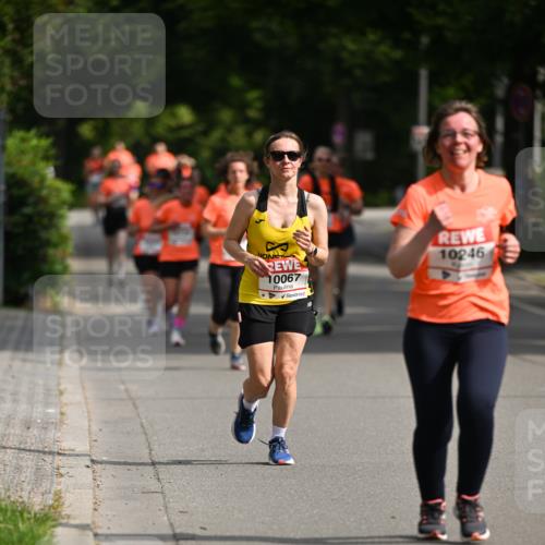 15.06.2025 - REWE Women's Run Dr. Thomas Lammeyer http://msf.ph/oto/7953870 15.06.2025 09:43:22 Laufen 10067, 10246 meine-sportfotos.de