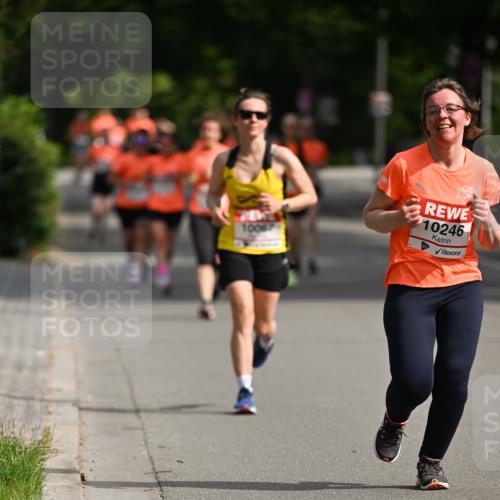 15.06.2025 - REWE Women's Run Dr. Thomas Lammeyer http://msf.ph/oto/7953876 15.06.2025 09:43:22 Laufen 10067, 10246 meine-sportfotos.de