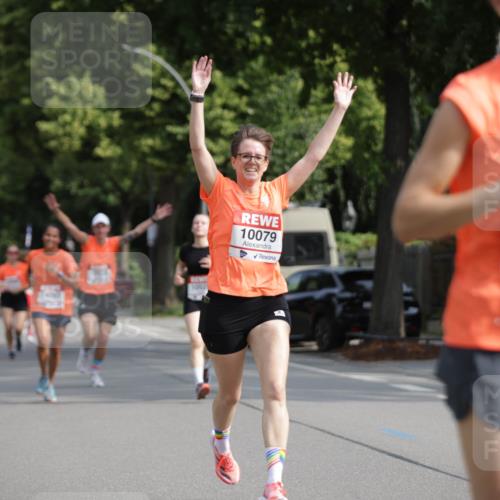 15.06.2025 - REWE Women's Run Jannik Wohlers http://msf.ph/oto/7953898 15.06.2025 08:49:07 Laufen 1062, 10079, 10498 meine-sportfotos.de