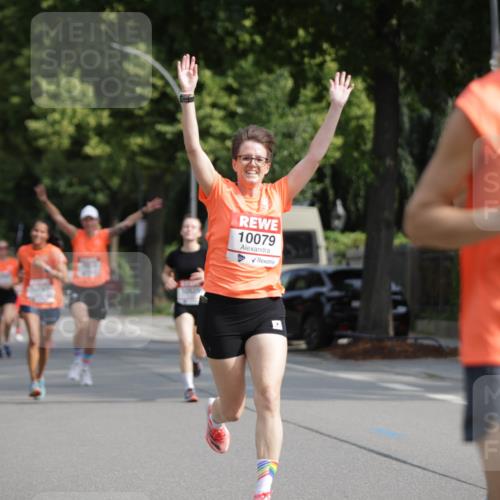 15.06.2025 - REWE Women's Run Jannik Wohlers http://msf.ph/oto/7953901 15.06.2025 08:49:07 Laufen 10625, 10079, 10496 meine-sportfotos.de