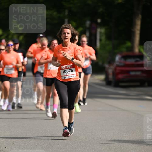 15.06.2025 - REWE Women's Run Dr. Thomas Lammeyer http://msf.ph/oto/7953947 15.06.2025 09:43:27 Laufen 10675 meine-sportfotos.de