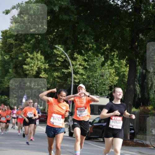 15.06.2025 - REWE Women's Run Jannik Wohlers http://msf.ph/oto/7953950 15.06.2025 08:49:10 Laufen 10033, 10525, 10775, 10763 meine-sportfotos.de