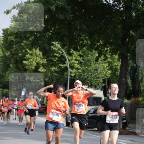 15.06.2025 - REWE Women's Run Jannik Wohlers http://msf.ph/oto/7953955 15.06.2025 08:49:10 Laufen 10775, 10763, 10033, 10525 meine-sportfotos.de