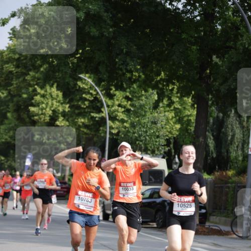 15.06.2025 - REWE Women's Run Jannik Wohlers http://msf.ph/oto/7953957 15.06.2025 08:49:10 Laufen 10033, 10763, 10525 meine-sportfotos.de