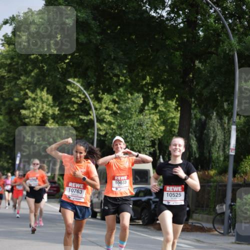 15.06.2025 - REWE Women's Run Jannik Wohlers http://msf.ph/oto/7953962 15.06.2025 08:49:10 Laufen 10775, 10763, 147, 10033, 10525 meine-sportfotos.de