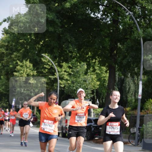 15.06.2025 - REWE Women's Run Jannik Wohlers http://msf.ph/oto/7953971 15.06.2025 08:49:10 Laufen 10775, 10763, 10033, 10525 meine-sportfotos.de
