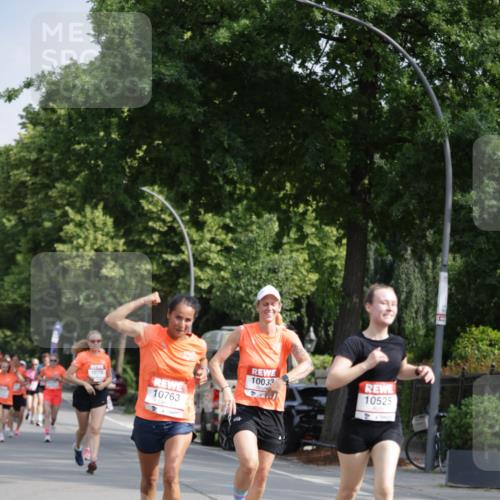 15.06.2025 - REWE Women's Run Jannik Wohlers http://msf.ph/oto/7953975 15.06.2025 08:49:10 Laufen 10033, 7, 10525, 10763 meine-sportfotos.de