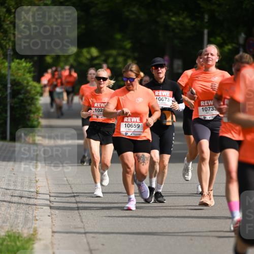 15.06.2025 - REWE Women's Run Dr. Thomas Lammeyer http://msf.ph/oto/7953982 15.06.2025 09:43:29 Laufen 102, 10659, 10673, 10733 meine-sportfotos.de