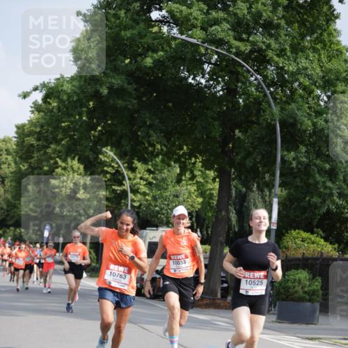 15.06.2025 - REWE Women's Run Jannik Wohlers http://msf.ph/oto/7953986 15.06.2025 08:49:11 Laufen 10763, 10033, 10525 meine-sportfotos.de
