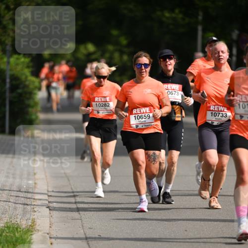 15.06.2025 - REWE Women's Run Dr. Thomas Lammeyer http://msf.ph/oto/7953996 15.06.2025 09:43:30 Laufen 0673, 10282, 101, 10659, 10733 meine-sportfotos.de