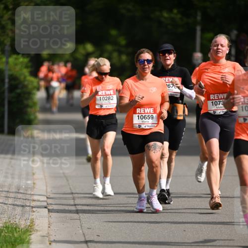 15.06.2025 - REWE Women's Run Dr. Thomas Lammeyer http://msf.ph/oto/7953998 15.06.2025 09:43:30 Laufen 10282, 10659, 1675, 1073, 10 meine-sportfotos.de
