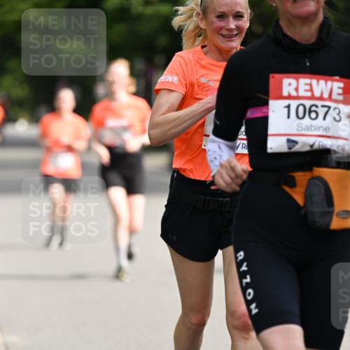 15.06.2025 - REWE Women's Run Dr. Thomas Lammeyer http://msf.ph/oto/7954049 15.06.2025 09:43:36 Laufen 10673 meine-sportfotos.de