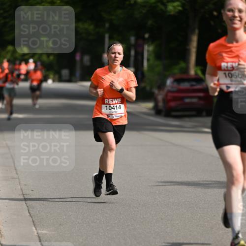 15.06.2025 - REWE Women's Run Dr. Thomas Lammeyer http://msf.ph/oto/7954064 15.06.2025 09:43:38 Laufen 10414, 1066 meine-sportfotos.de