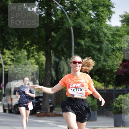 15.06.2025 - REWE Women's Run Jannik Wohlers http://msf.ph/oto/7954071 15.06.2025 08:49:15 Laufen 10775 meine-sportfotos.de