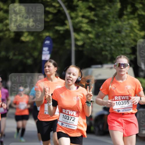15.06.2025 - REWE Women's Run Jannik Wohlers http://msf.ph/oto/7954079 15.06.2025 08:49:19 Laufen 10372, 10395 meine-sportfotos.de