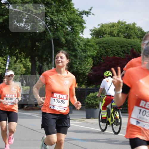 15.06.2025 - REWE Women's Run Jannik Wohlers http://msf.ph/oto/7954141 15.06.2025 08:49:22 Laufen 10403, 10289, 103 meine-sportfotos.de