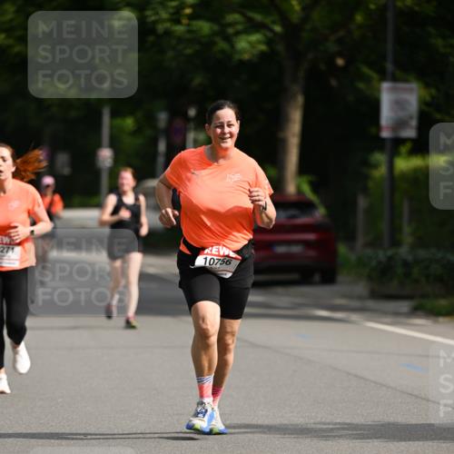 15.06.2025 - REWE Women's Run Dr. Thomas Lammeyer http://msf.ph/oto/7954145 15.06.2025 09:43:53 Laufen 271, 10756 meine-sportfotos.de