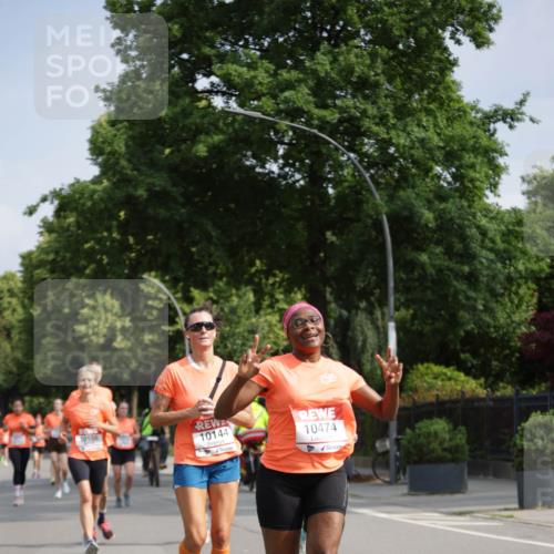 15.06.2025 - REWE Women's Run Jannik Wohlers http://msf.ph/oto/7954232 15.06.2025 08:49:26 Laufen 10144, 10474 meine-sportfotos.de