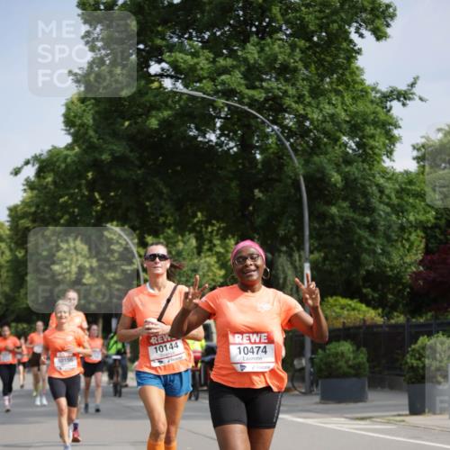 15.06.2025 - REWE Women's Run Jannik Wohlers http://msf.ph/oto/7954237 15.06.2025 08:49:26 Laufen 10156, 10144, 10474 meine-sportfotos.de