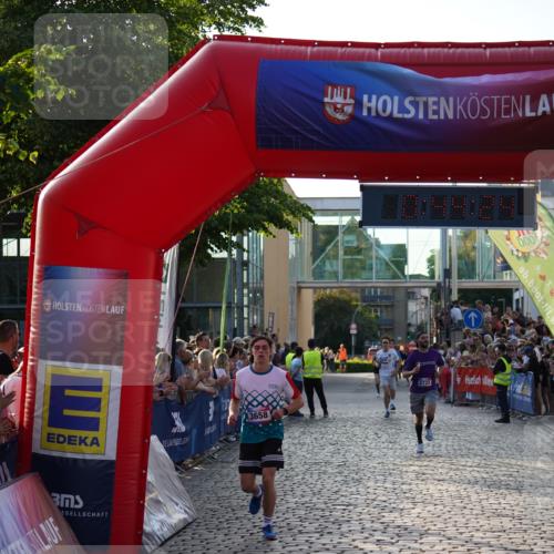 13.06.2025 - Holstenköstenlauf Felixshl http://msf.ph/oto/7954250 13.06.2025 19:44:23 Laufen 2732, 2966, 3128, 3656, 3658 meine-sportfotos.de