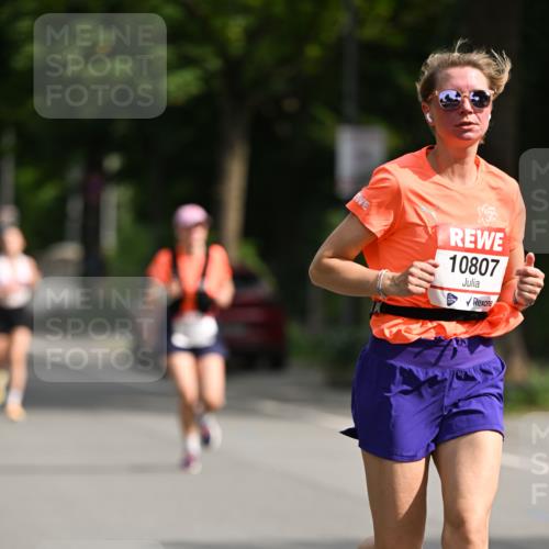 15.06.2025 - REWE Women's Run Dr. Thomas Lammeyer http://msf.ph/oto/7954272 15.06.2025 09:44:02 Laufen 10807 meine-sportfotos.de