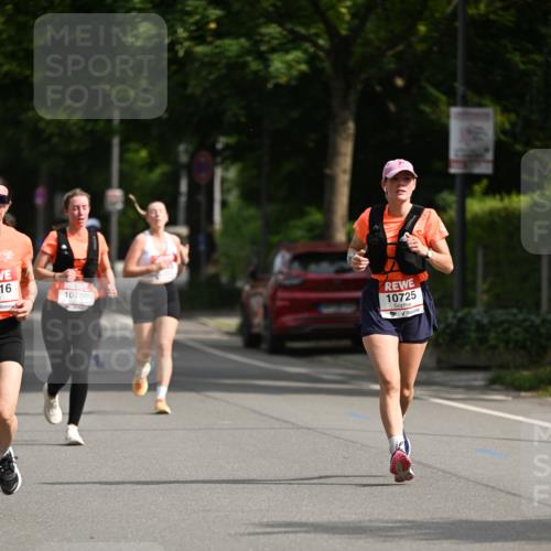 15.06.2025 - REWE Women's Run Dr. Thomas Lammeyer http://msf.ph/oto/7954291 15.06.2025 09:44:03 Laufen 16, 10760, 10725 meine-sportfotos.de