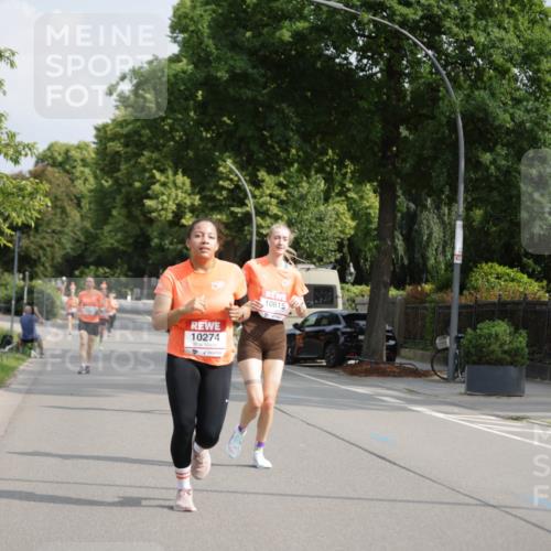 15.06.2025 - REWE Women's Run Jannik Wohlers http://msf.ph/oto/7954353 15.06.2025 08:49:32 Laufen 10615, 10754, 10274 meine-sportfotos.de