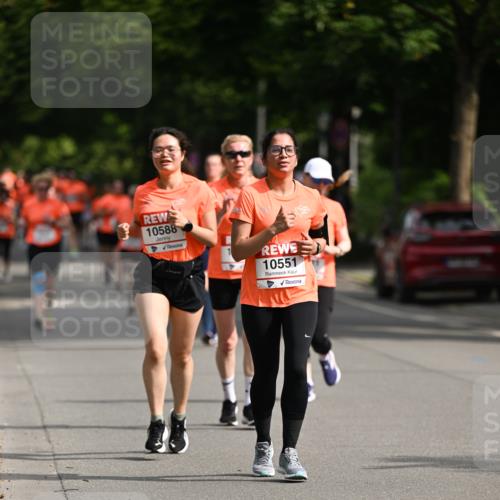 15.06.2025 - REWE Women's Run Dr. Thomas Lammeyer http://msf.ph/oto/7954385 15.06.2025 09:44:10 Laufen 3, 10588, 10551 meine-sportfotos.de