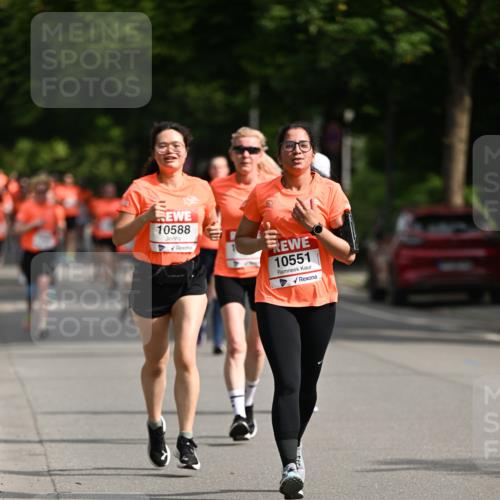 15.06.2025 - REWE Women's Run Dr. Thomas Lammeyer http://msf.ph/oto/7954394 15.06.2025 09:44:10 Laufen 10588, 10551 meine-sportfotos.de