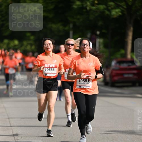 15.06.2025 - REWE Women's Run Dr. Thomas Lammeyer http://msf.ph/oto/7954397 15.06.2025 09:44:11 Laufen 10588, 10551 meine-sportfotos.de
