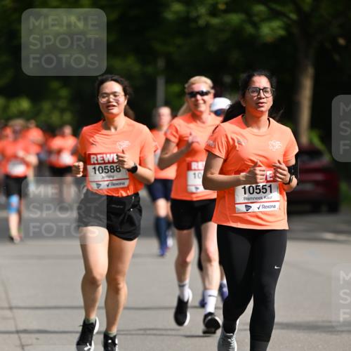 15.06.2025 - REWE Women's Run Dr. Thomas Lammeyer http://msf.ph/oto/7954415 15.06.2025 09:44:12 Laufen 10588, 10, 10551 meine-sportfotos.de