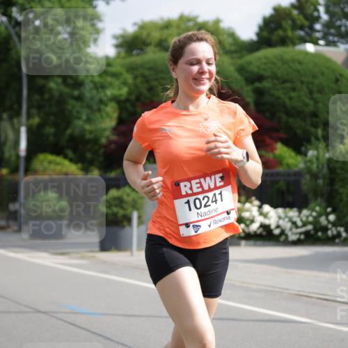 15.06.2025 - REWE Women's Run Jannik Wohlers http://msf.ph/oto/7954419 15.06.2025 08:49:37 Laufen 10241 meine-sportfotos.de