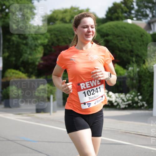 15.06.2025 - REWE Women's Run Jannik Wohlers http://msf.ph/oto/7954421 15.06.2025 08:49:37 Laufen 10241 meine-sportfotos.de