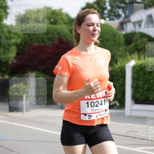 15.06.2025 - REWE Women's Run Jannik Wohlers http://msf.ph/oto/7954427 15.06.2025 08:49:37 Laufen 10241 meine-sportfotos.de