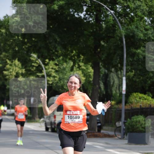 15.06.2025 - REWE Women's Run Jannik Wohlers http://msf.ph/oto/7954453 15.06.2025 08:49:39 Laufen 10589 meine-sportfotos.de
