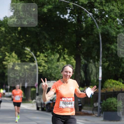 15.06.2025 - REWE Women's Run Jannik Wohlers http://msf.ph/oto/7954459 15.06.2025 08:49:39 Laufen 10589 meine-sportfotos.de
