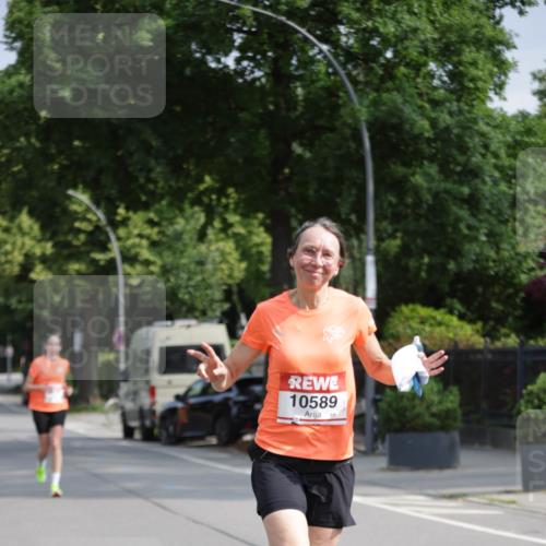 15.06.2025 - REWE Women's Run Jannik Wohlers http://msf.ph/oto/7954471 15.06.2025 08:49:40 Laufen 10589 meine-sportfotos.de