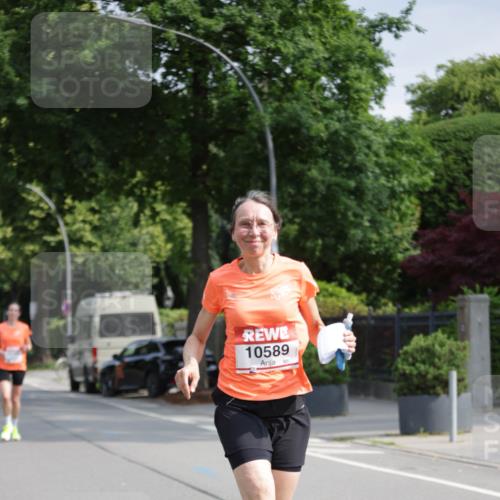 15.06.2025 - REWE Women's Run Jannik Wohlers http://msf.ph/oto/7954475 15.06.2025 08:49:40 Laufen 10589 meine-sportfotos.de