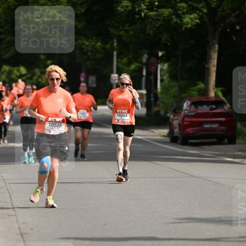 15.06.2025 - REWE Women's Run Dr. Thomas Lammeyer http://msf.ph/oto/7954476 15.06.2025 09:44:17 Laufen 10526, 11009, 10204 meine-sportfotos.de
