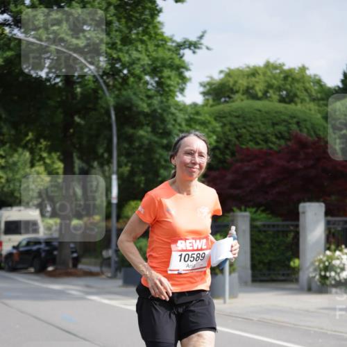15.06.2025 - REWE Women's Run Jannik Wohlers http://msf.ph/oto/7954490 15.06.2025 08:49:40 Laufen 10589 meine-sportfotos.de