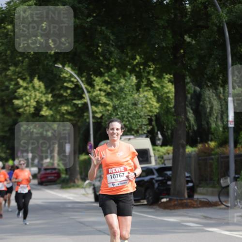15.06.2025 - REWE Women's Run Jannik Wohlers http://msf.ph/oto/7954510 15.06.2025 08:49:43 Laufen 10767 meine-sportfotos.de