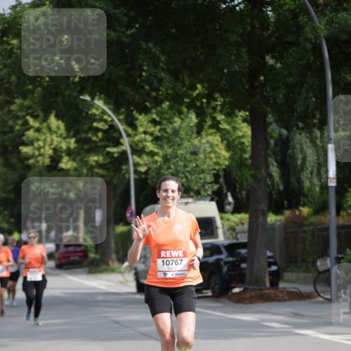 15.06.2025 - REWE Women's Run Jannik Wohlers http://msf.ph/oto/7954512 15.06.2025 08:49:43 Laufen 10767 meine-sportfotos.de
