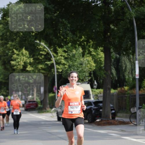 15.06.2025 - REWE Women's Run Jannik Wohlers http://msf.ph/oto/7954513 15.06.2025 08:49:43 Laufen 10767 meine-sportfotos.de