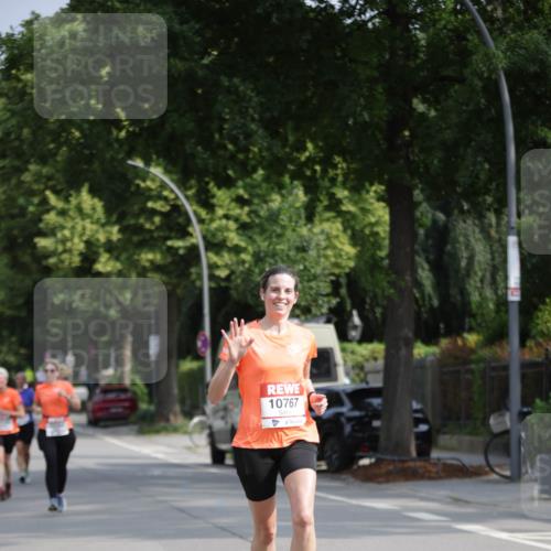 15.06.2025 - REWE Women's Run Jannik Wohlers http://msf.ph/oto/7954515 15.06.2025 08:49:43 Laufen 10767 meine-sportfotos.de