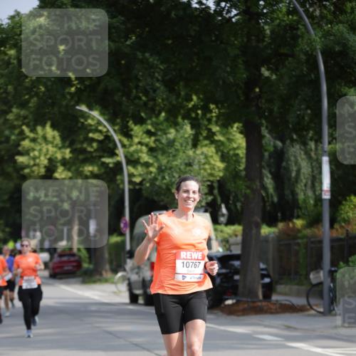 15.06.2025 - REWE Women's Run Jannik Wohlers http://msf.ph/oto/7954520 15.06.2025 08:49:43 Laufen 10767 meine-sportfotos.de