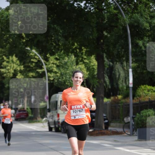 15.06.2025 - REWE Women's Run Jannik Wohlers http://msf.ph/oto/7954528 15.06.2025 08:49:44 Laufen 10767 meine-sportfotos.de