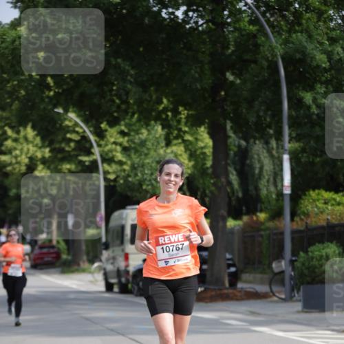 15.06.2025 - REWE Women's Run Jannik Wohlers http://msf.ph/oto/7954530 15.06.2025 08:49:44 Laufen 10767 meine-sportfotos.de