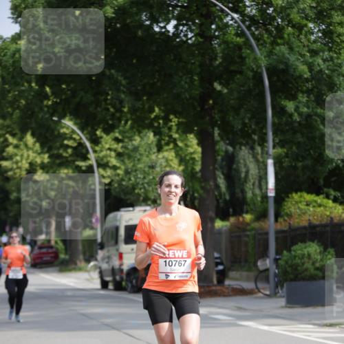 15.06.2025 - REWE Women's Run Jannik Wohlers http://msf.ph/oto/7954536 15.06.2025 08:49:44 Laufen 10767 meine-sportfotos.de